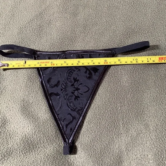 NWT elegant bustier w/ matching thong. Approx. 14 in. Expands approx. 4 inches - Picture 9 of 11